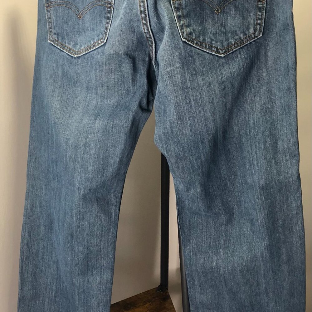 Men's Levi's Strauss Original Rivited 559 Style 32 x 30 - Picture 5 of 7